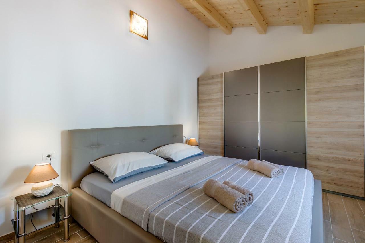 Apartments Relax Veli Lošinj Exterior foto